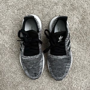 Adidas Swift Run Shoes OBO